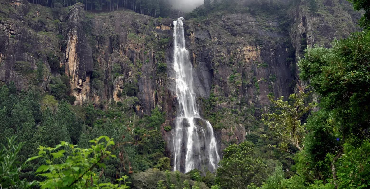 Bambarakanda Falls